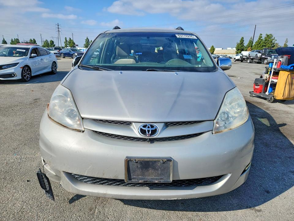 Photo 5 from auction – 2009 TOYOTA SIENNA with VIN 5TDZK23C19S227288