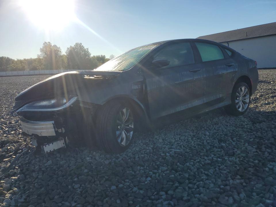 CHRYSLER 200 2015 مع رقم تعريف المركبة 1C3CCCDG3FN627787 - صورة من المزاد