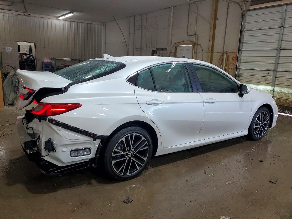 Photo 3 from auction – 2026 TOYOTA CAMRY with VIN 4T1DAACK8TU335212