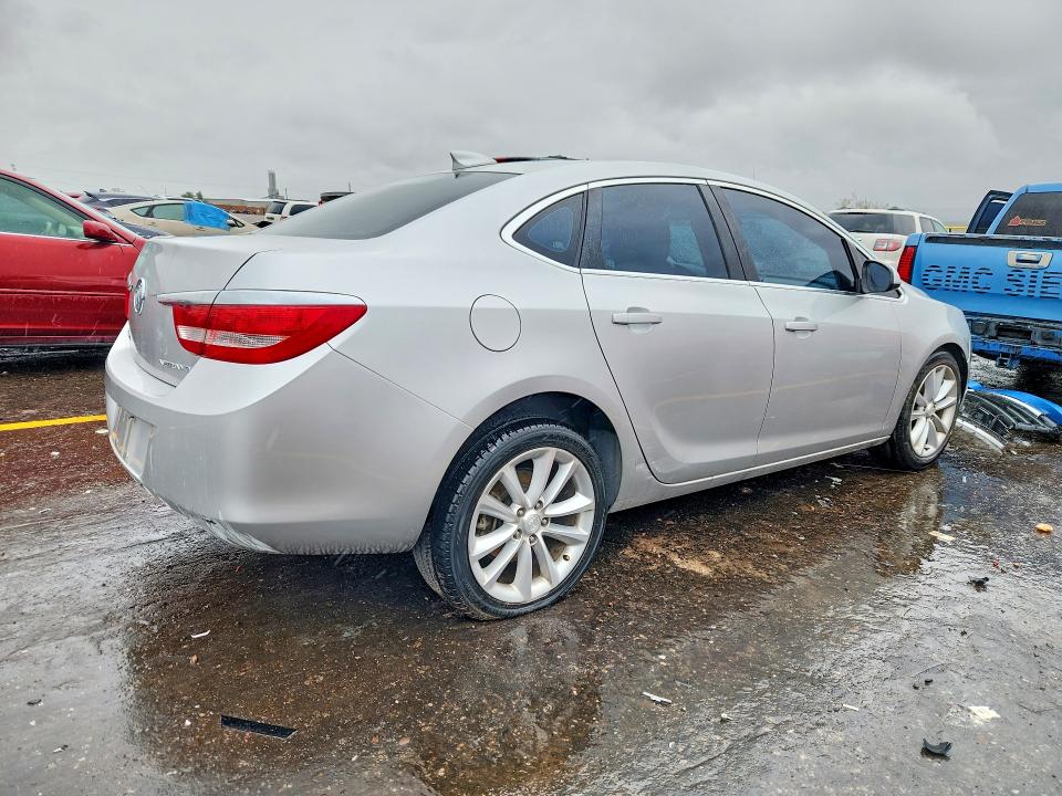 Foto 3 de la subasta – 2015 BUICK VERANO con VIN 1G4PP5SK1F4106640