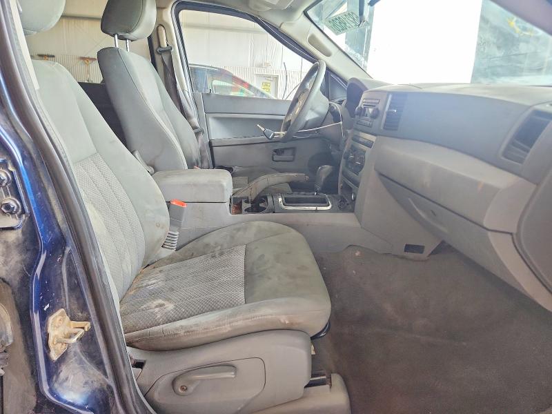 Photo 7 from auction – 2005 JEEP GRAND CHEROKEE with VIN 1J4GR48K75C714015