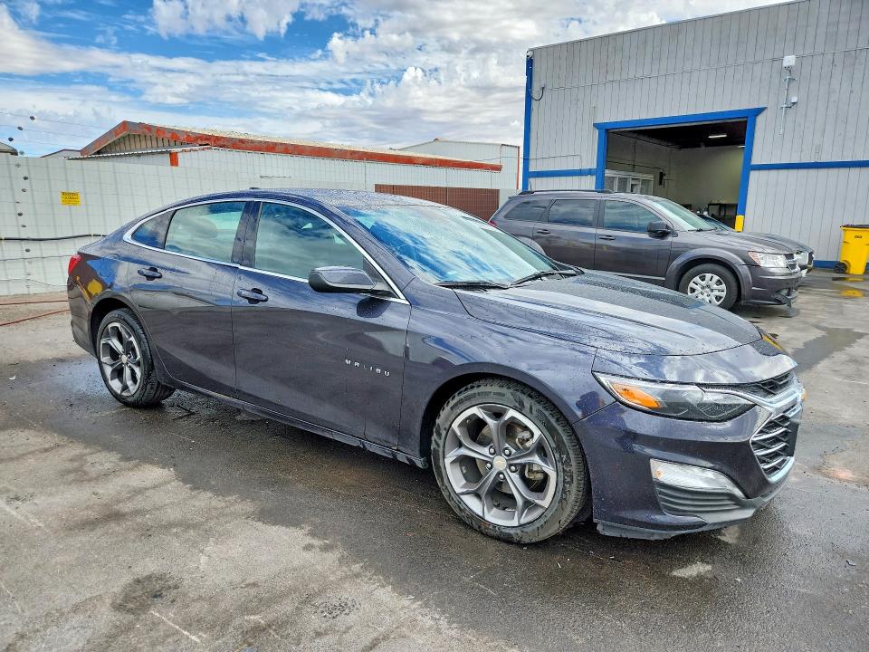 Photo 4 from auction – 2023 CHEVROLET MALIBU with VIN 1G1ZD5ST4PF130878