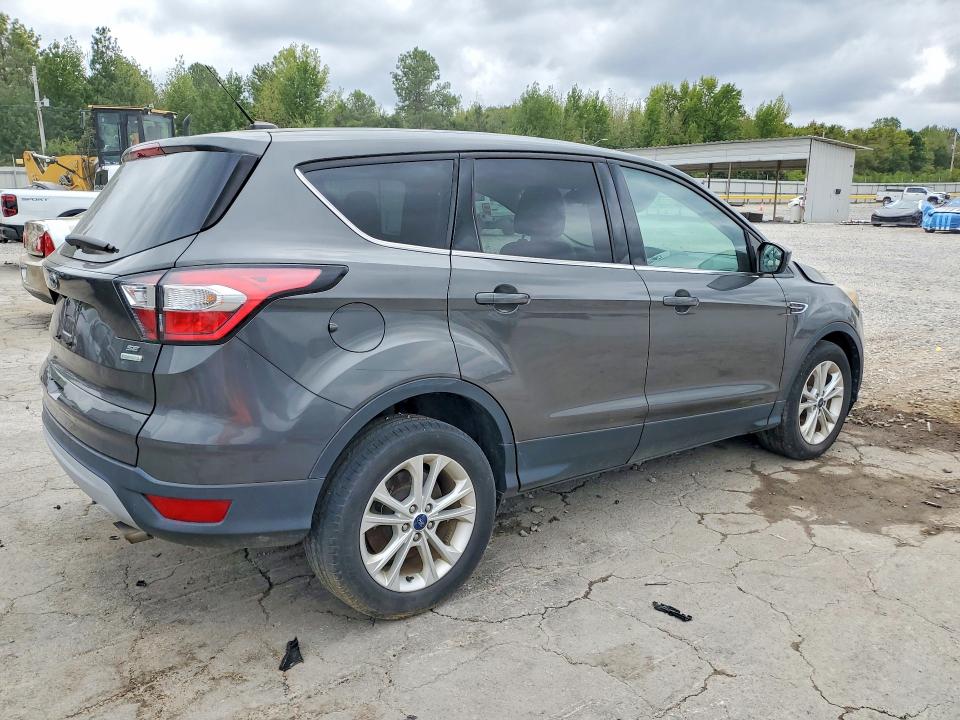 Photo 3 from auction – 2017 FORD ESCAPE with VIN 1FMCU0GD6HUA36723