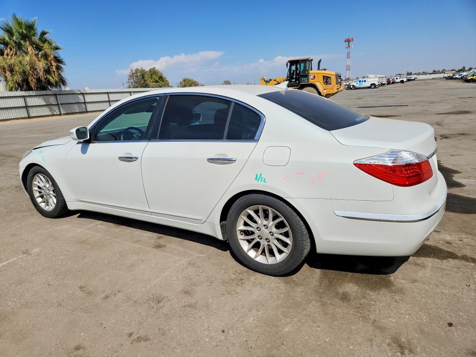 Photo 2 from auction – 2009 HYUNDAI GENESIS with VIN KMHGC46E79U037726