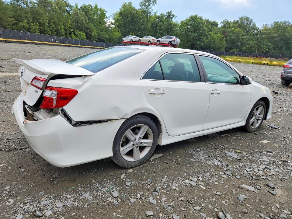 Photo 3 from auction – 2014 TOYOTA CAMRY with VIN 4T1BF1FK7EU793332