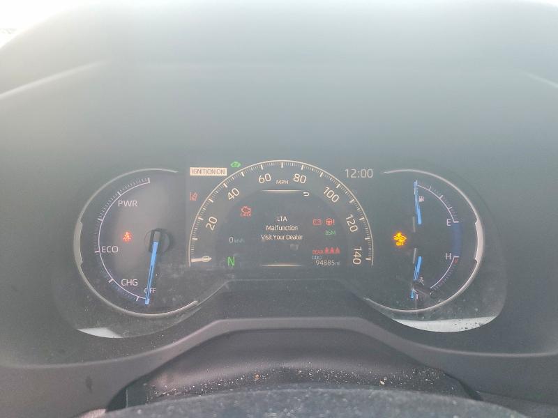 Photo 9 from auction – 2019 TOYOTA RAV4 with VIN JTMDWRFV7KD035654