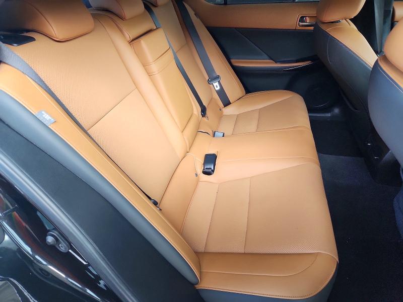 Снимка 10 от търг – 2021 LEXUS IS с VIN JTHCA1D29M5116557
