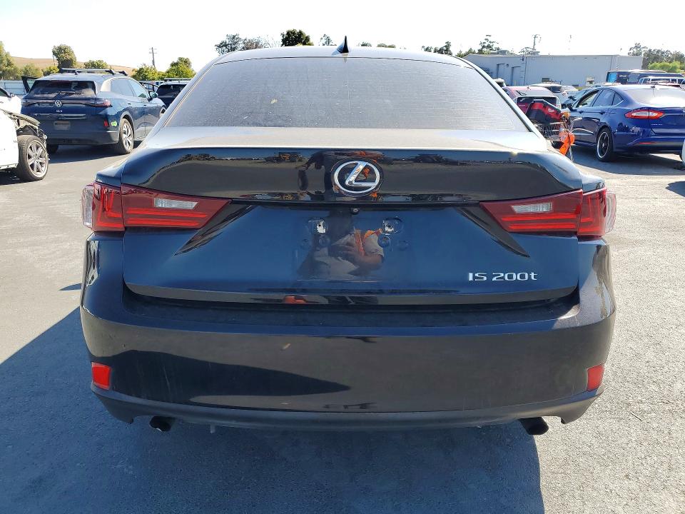 Foto 6 de la subasta – 2016 LEXUS IS con VIN JTHBA1D26G5010227