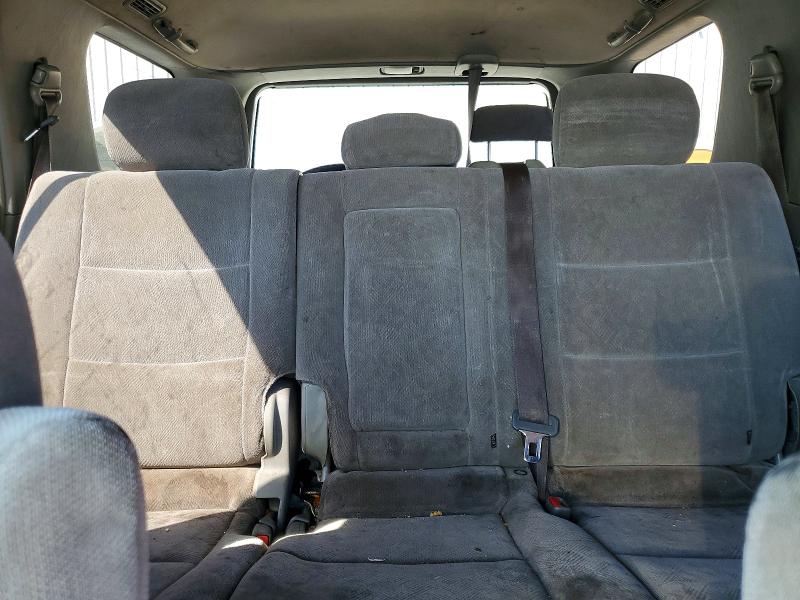 Zdjęcie 10 z aukcji – 2004 TOYOTA SEQUOIA z VIN 5TDZT34AX4S220168