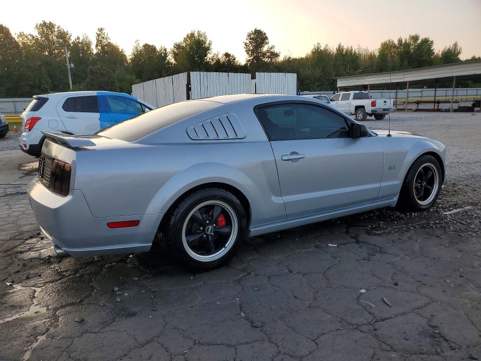 Photo 3 from auction – 2006 FORD MUSTANG with VIN 1ZVFT82H765259239
