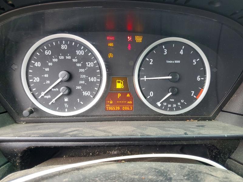 Photo 9 from auction – 2004 BMW 530 with VIN WBANA73564B810114