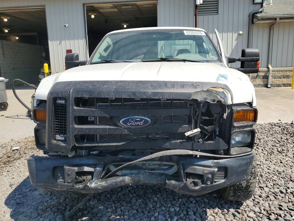 Photo 5 from auction – 2009 FORD F250 with VIN 1FTNF21569EA80902