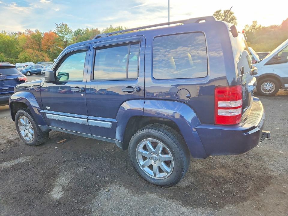 Zdjęcie 2 z aukcji – 2012 JEEP LIBERTY z VIN 1C4PJMAK5CW176644