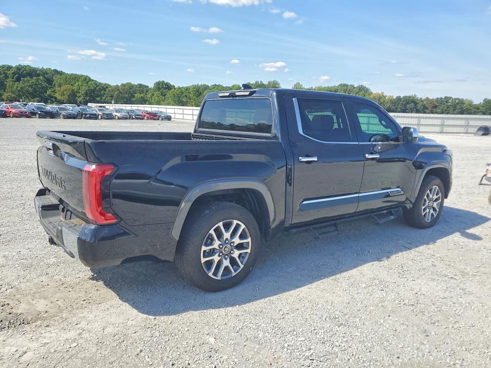 Photo 3 from auction – 2024 TOYOTA TUNDRA with VIN 5TFMC5DBXRX063757