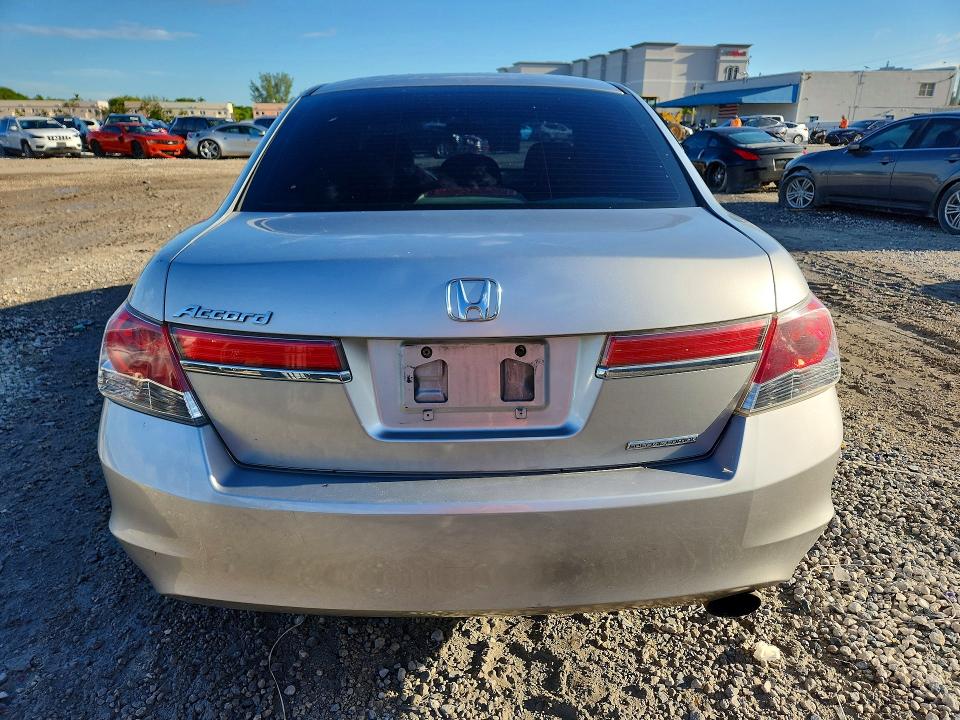 Photo 6 from auction – 2011 HONDA ACCORD with VIN 1HGCP2F60BA113476