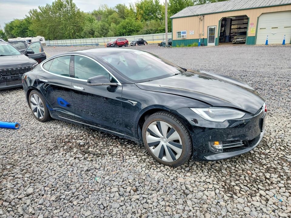 Photo 4 from auction – 2021 TESLA MODEL S with VIN 5YJSA1E25MF423668