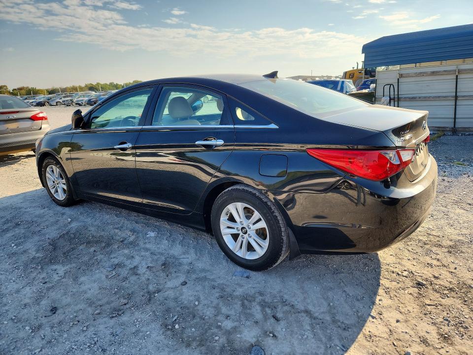 Снимка 2 от търг – 2013 HYUNDAI SONATA с VIN 5NPEB4AC2DH746328