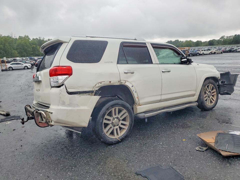 Снимка 3 от търг – 2011 TOYOTA 4RUNNER с VIN JTEBU5JR1B5053766