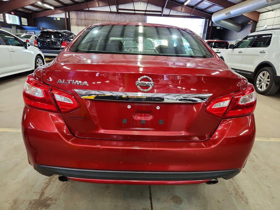 Zdjęcie 6 z aukcji – 2016 NISSAN ALTIMA z VIN 1N4AL3AP1GN376671
