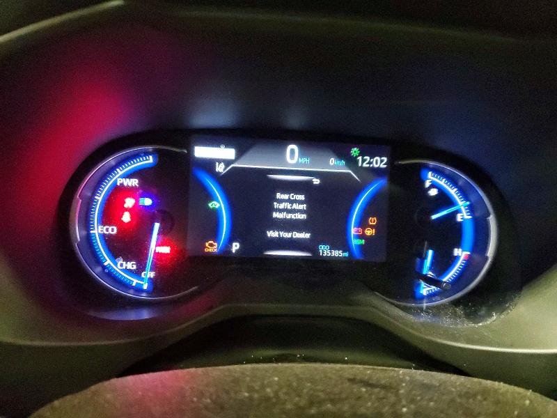 Photo 9 from auction – 2019 TOYOTA RAV4 with VIN 2T3DWRFV8KW031552