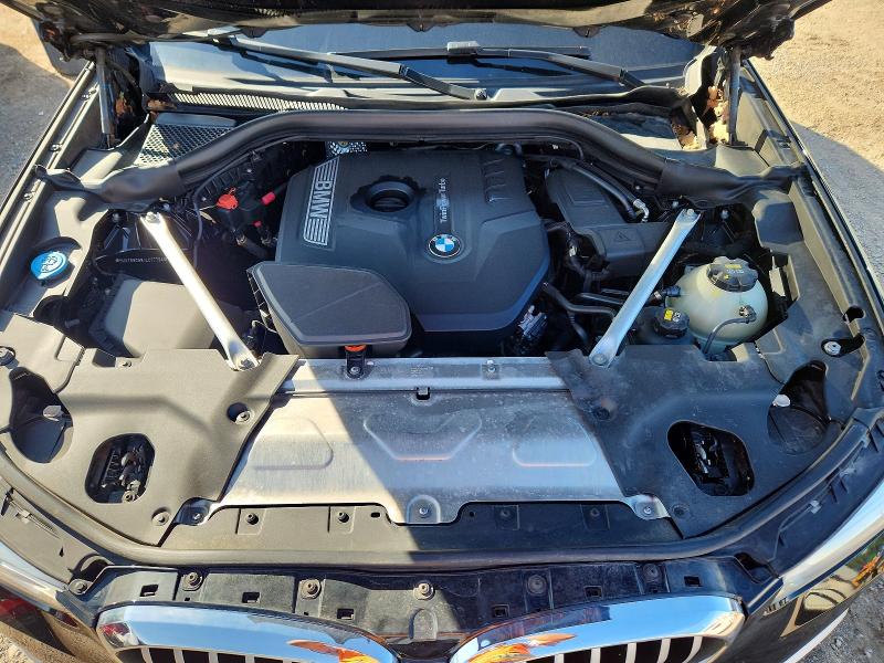Photo 12 from auction – 2018 BMW X3 with VIN 5UXTR9C59JLC77794