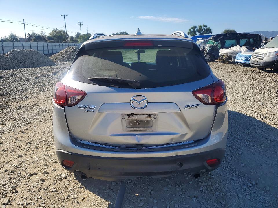 Foto 6 de la subasta – 2016 MAZDA CX-5 con VIN JM3KE4BY6G0738228