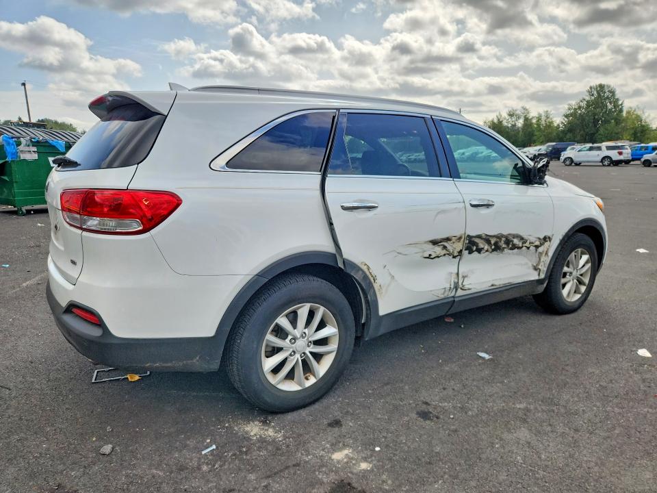 Zdjęcie 3 z aukcji – 2017 KIA SORENTO z VIN 5XYPG4A30HG239158
