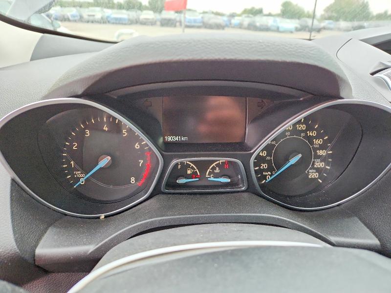 Photo 9 from auction – 2018 FORD ESCAPE with VIN 1FMCU0GDXJUB31999