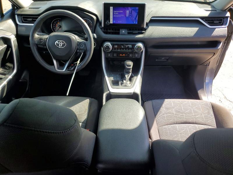 Photo 8 from auction – 2023 TOYOTA RAV4 with VIN 2T3P1RFV5PC325432