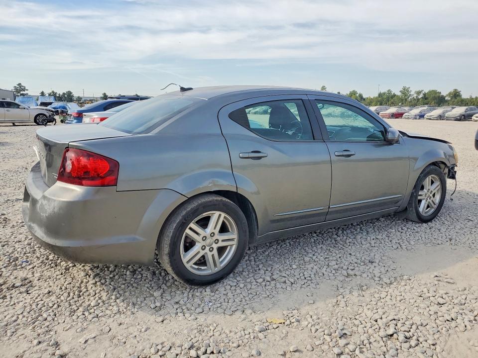 صورة رقم 3 من المزاد - 2013 DODGE AVENGER مع VIN 1C3CDZCGXDN682123