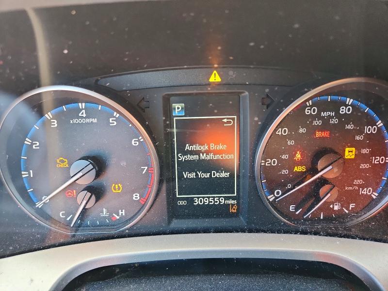 صورة رقم 9 من المزاد - 2017 TOYOTA RAV4 مع VIN JTMWFREV0HJ109775