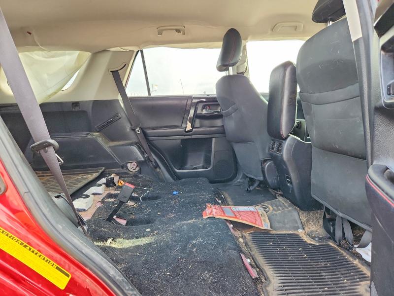 Photo 11 from auction – 2018 TOYOTA 4RUNNER with VIN JTEBU5JR9J5513092