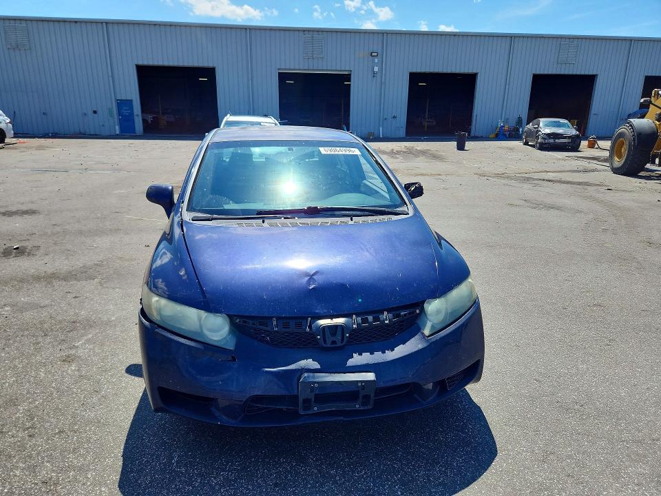 Снимка 5 от търг – 2010 HONDA CIVIC с VIN 19XFA1F68AE033734
