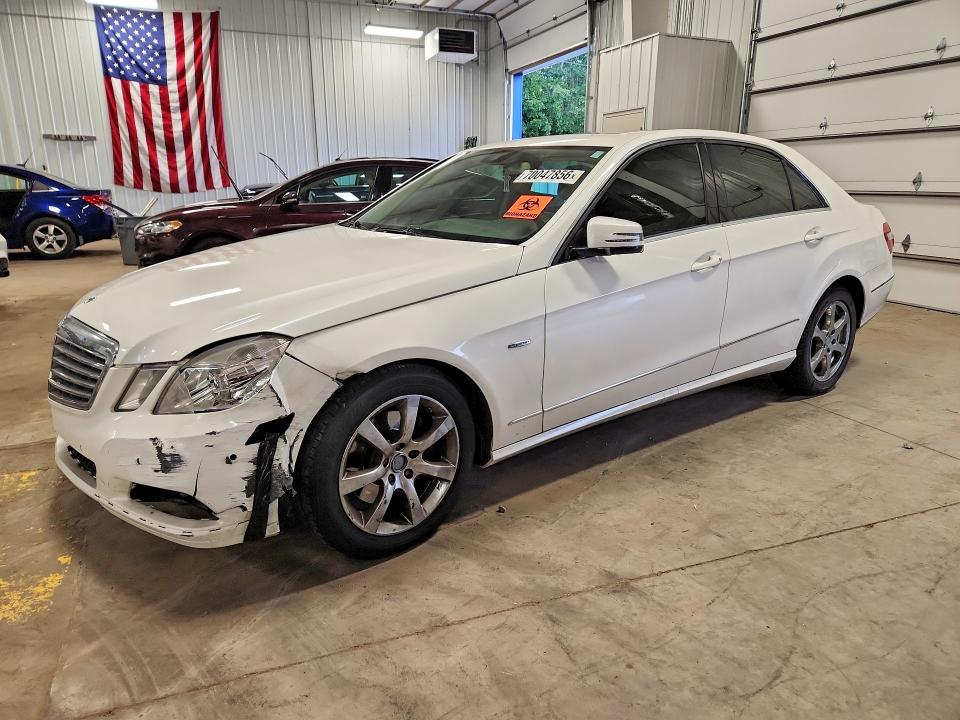 Снимка 1 от търг – 2012 MERCEDES-BENZ E с VIN WDDHF5KB2CA528141