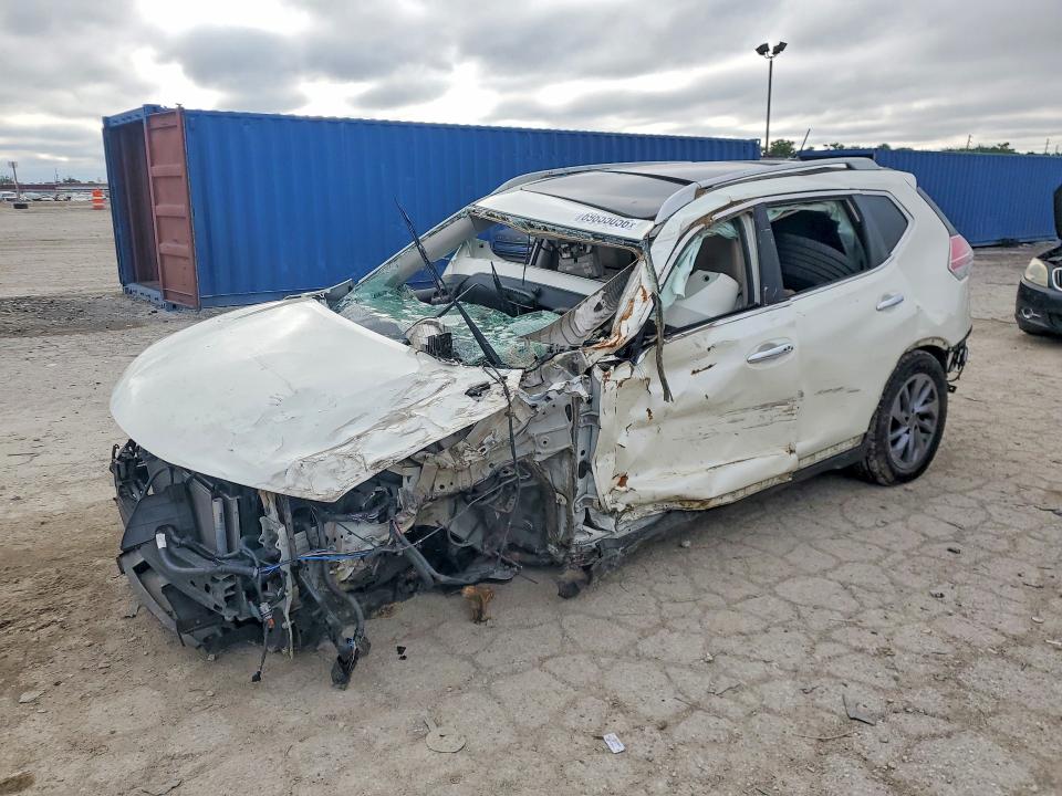 NISSAN ROGUE 2016 with VIN 5N1AT2MV5GC730035 - Photo from auction