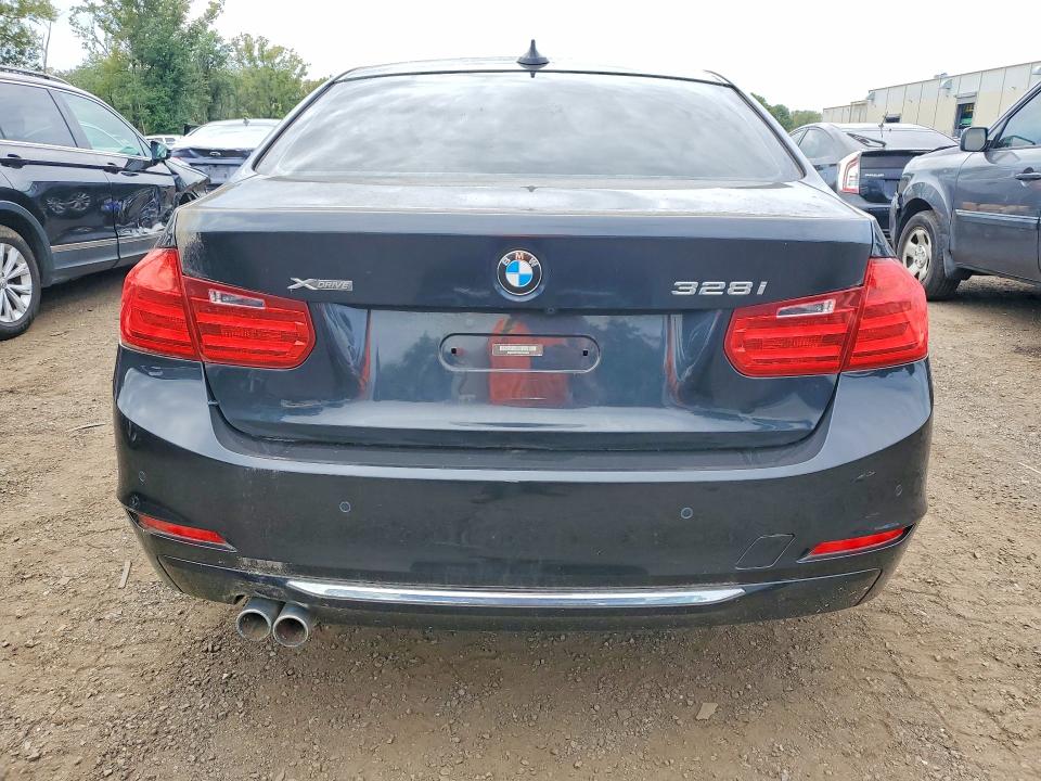 Снимка 6 от търг – 2013 BMW 328 с VIN WBA3B5C54DF594684