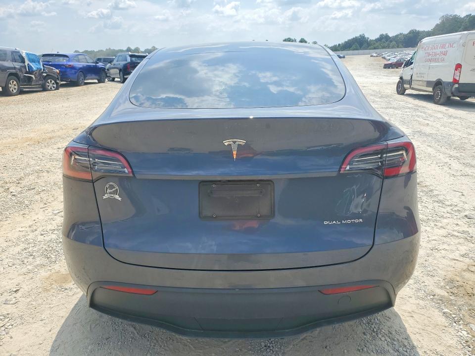 Photo 6 from auction – 2023 TESLA MODEL Y with VIN 7SAYGDEE5PA194790