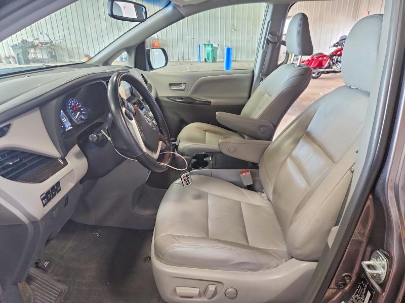 Photo 7 from auction – 2015 TOYOTA SIENNA with VIN 5TDDK3DC5FS104782