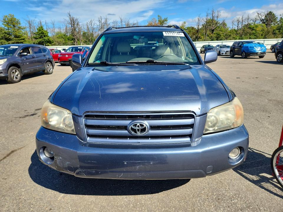 صورة رقم 5 من المزاد - 2005 TOYOTA HIGHLANDER مع VIN JTEEP21A050070945