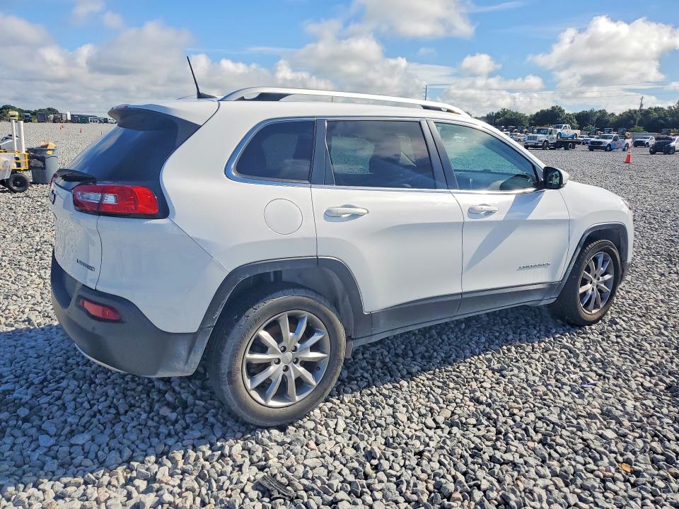 Photo 3 from auction – 2018 JEEP CHEROKEE with VIN 1C4PJMDB7JD608249
