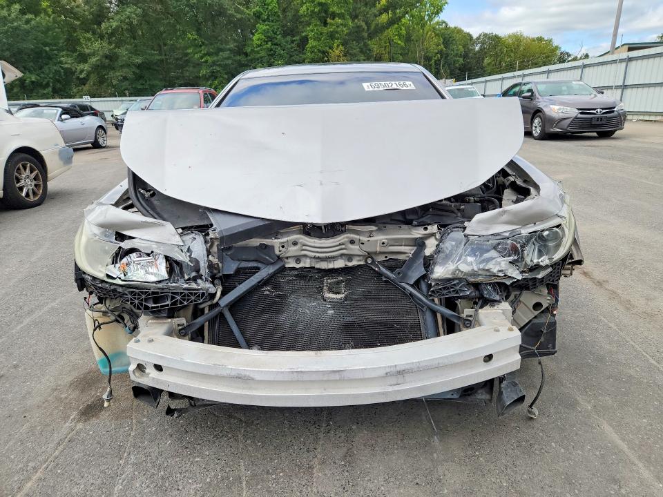 Снимка 5 от търг – 2010 ACURA TL с VIN 19UUA9F5XAA000140