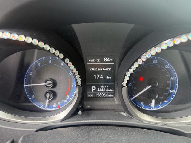 Photo 8 from auction – 2014 TOYOTA COROLLA with VIN 2T1BURHE3EC027496