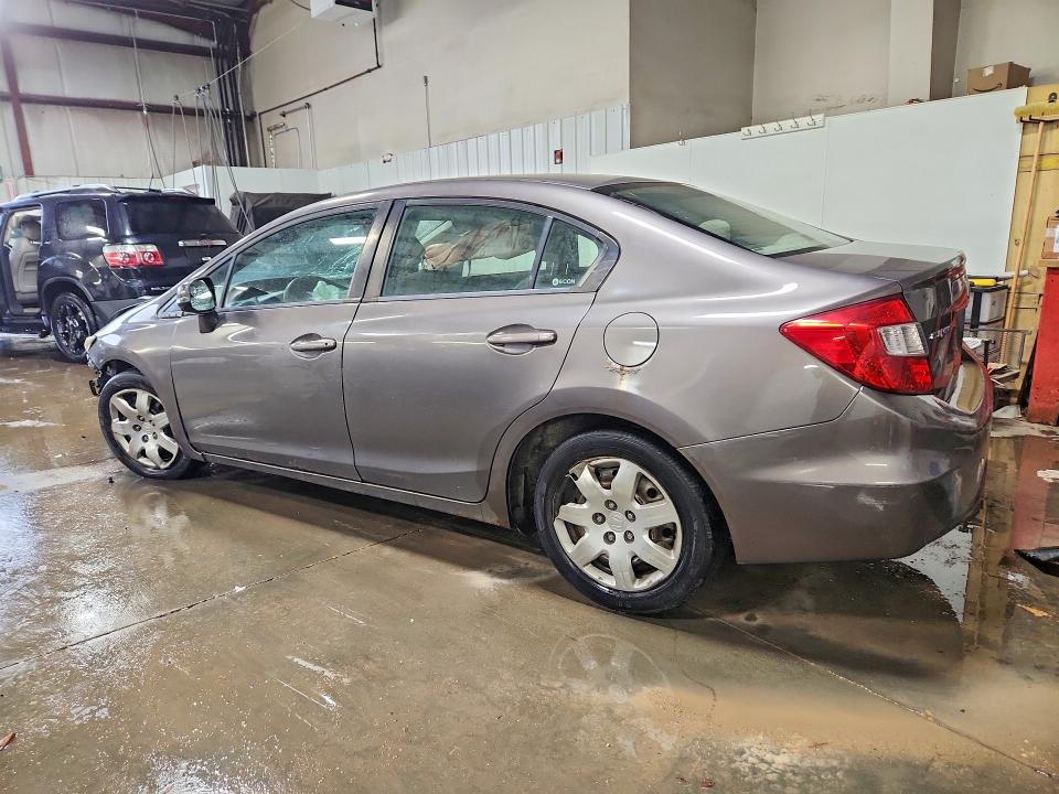 Photo 2 from auction – 2012 HONDA CIVIC with VIN 19XFB2F57CE065233