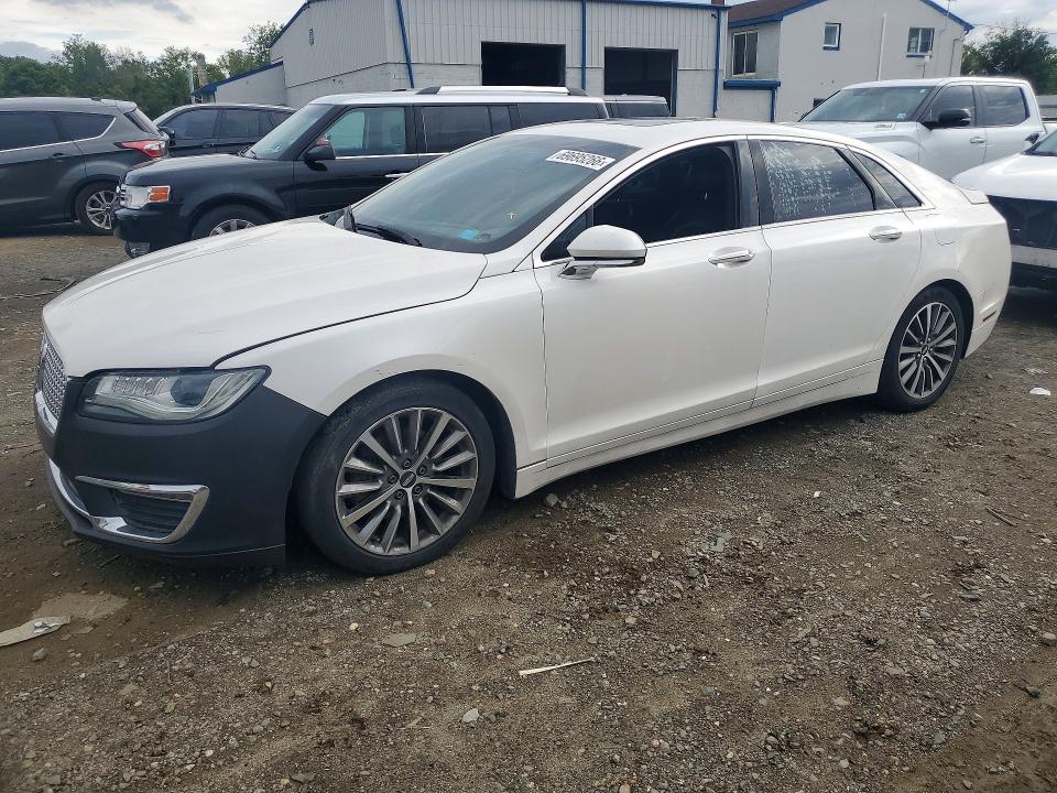 2017 LINCOLN MKZ - Търг №69695266