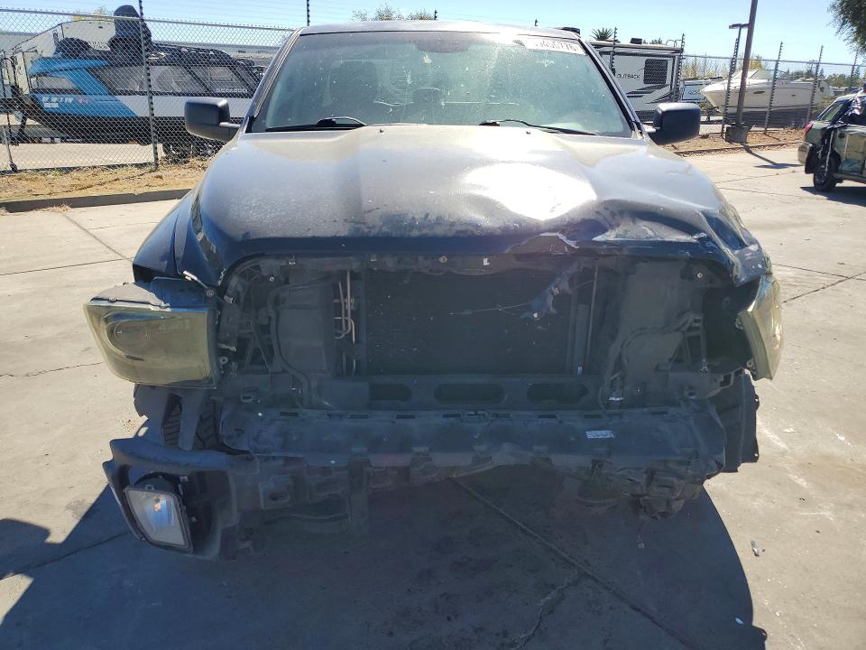Снимка 5 от търг – 2014 RAM 1500 с VIN 1C6RR6FT6ES235104