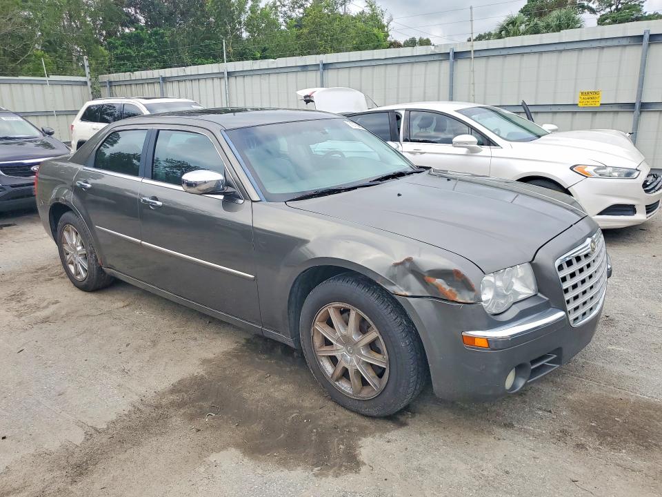Photo 4 from auction – 2009 CHRYSLER 300 with VIN 2C3LK33V39H560947