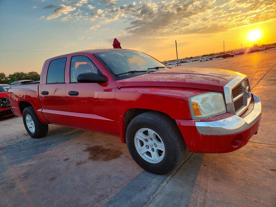 Zdjęcie 4 z aukcji – 2005 DODGE DAKOTA z VIN 1D7HE48K45S330744