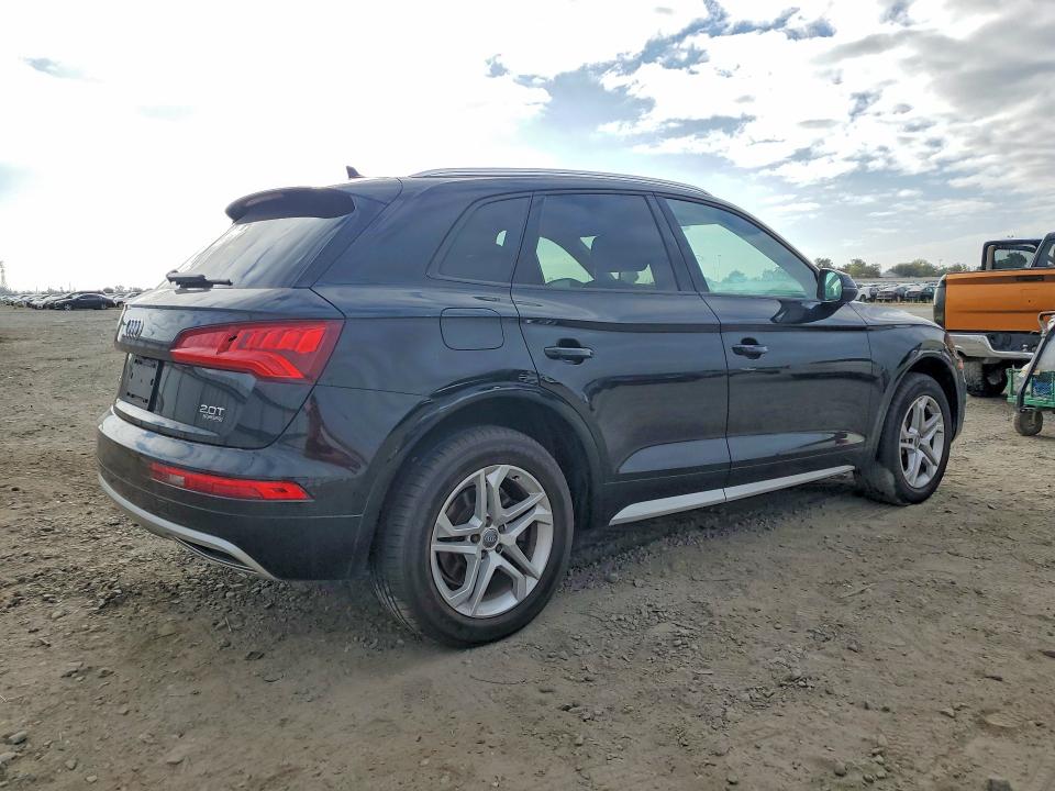 Фото 3 с аукциона – 2018 AUDI Q5 с VIN WA1ANAFY0J2220814