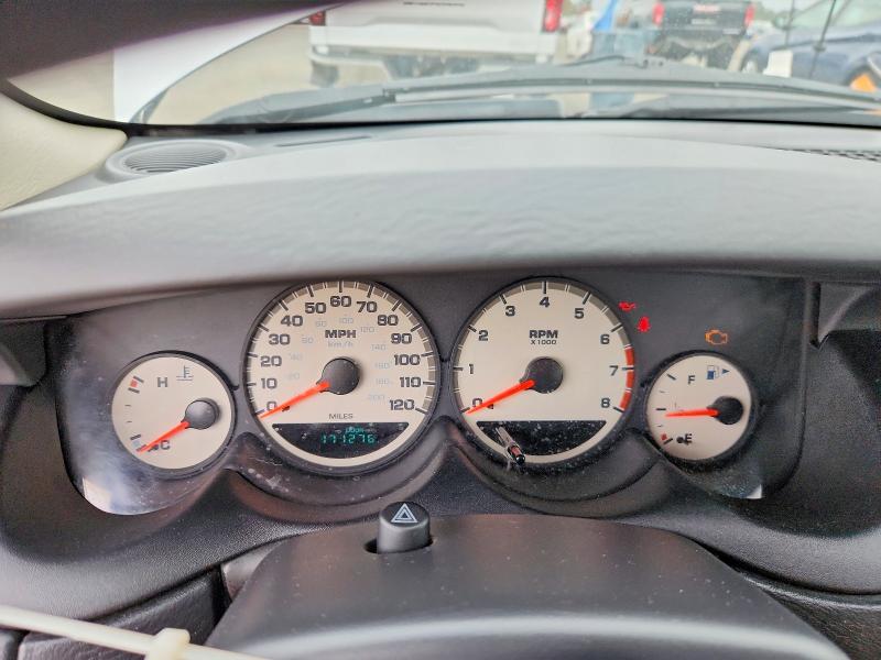 Снимка 9 от търг – 2004 DODGE NEON с VIN 1B3ES56C24D528203