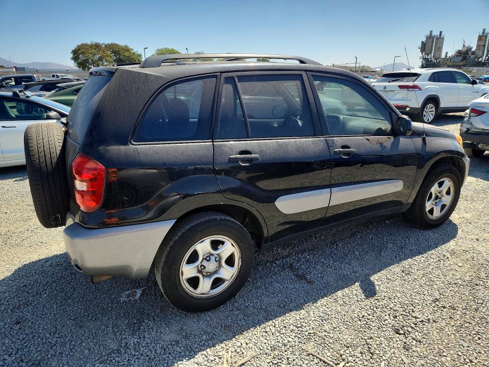 Photo 3 from auction – 2005 TOYOTA RAV4 with VIN JTEGD20V450056326